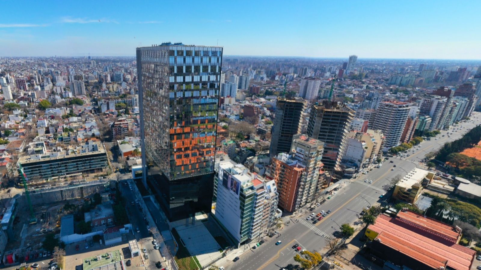 Oficina de YM Real Estate en Av. del Libertador